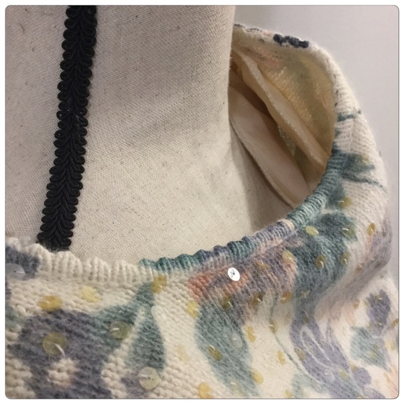 Sweater Roses Prints - Picture 5 of 6